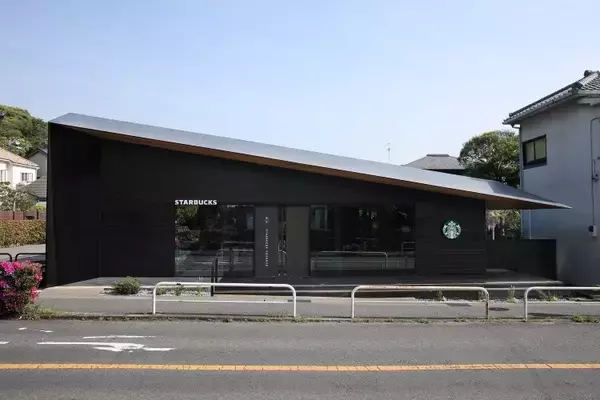 「リゾート感あるスターバックスをセレクト! 都会の喧騒を離れ、ちょっと贅沢な時間を楽しめる9店舗」の画像