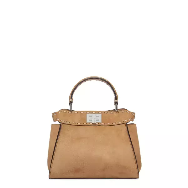 「アイコニックなステッチが際立つ、フェンディの新作「ピーカブー カプセルコレクション」が登場」の画像