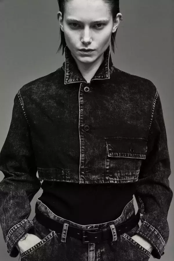 「Y’sが提案する「DENIM ESSENTIALS」──構造と佇まいから考える、日常のためのデニム」の画像