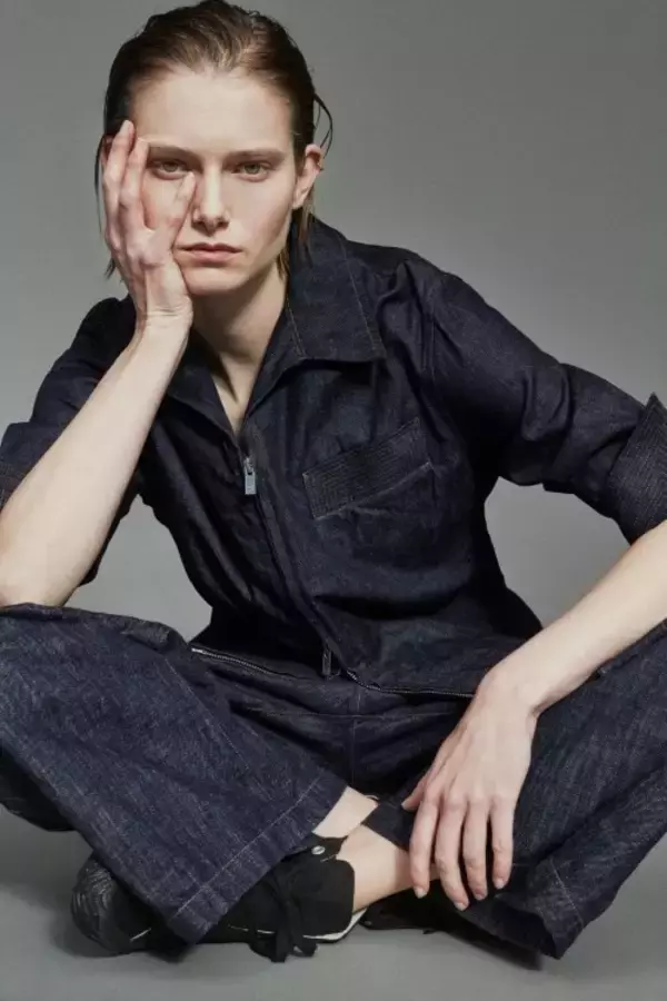 「Y’sが提案する「DENIM ESSENTIALS」──構造と佇まいから考える、日常のためのデニム」の画像