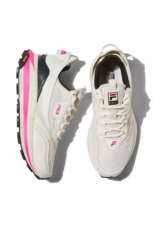 「バーニーズとフィラのコラボスニーカーが限定発売。 モダンな質感とアイコニックなデザインを表現」の画像