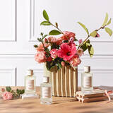 「クロエから花々が織りなす芸術的な香りを表現する12種のフレグランスが誕生」の画像2