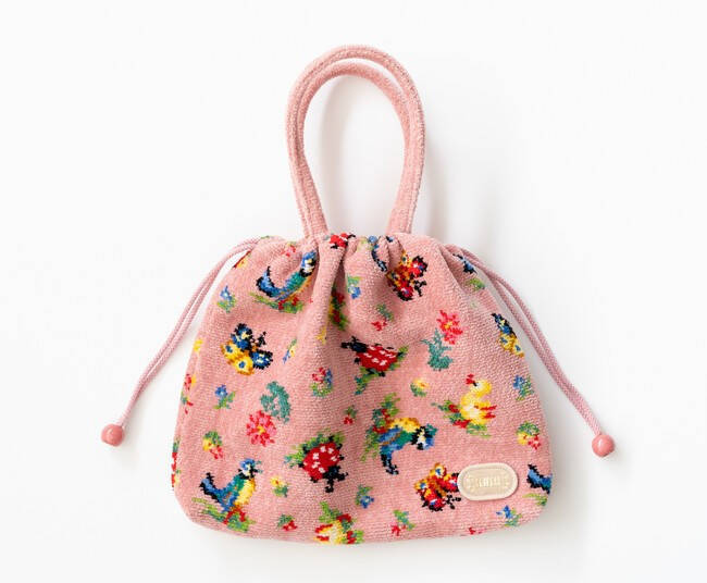 伊勢丹新宿店でフェイラー「ハイジフェスタ」を開催。ファン投票上位のミディアムブラウンカラーのハイジを先行販売