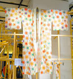 「山本寛斎、新宿伊勢丹で“お祭り騒ぎ”！山口壮大と“ジャポニズム“提案。寅壱パンツも」の画像2