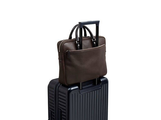 土屋鞄製造所から幅広い機能性を備え丈夫で長く使える国産牛革のメンズ鞄シリーズが登場