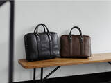 「土屋鞄製造所から幅広い機能性を備え丈夫で長く使える国産牛革のメンズ鞄シリーズが登場」の画像8
