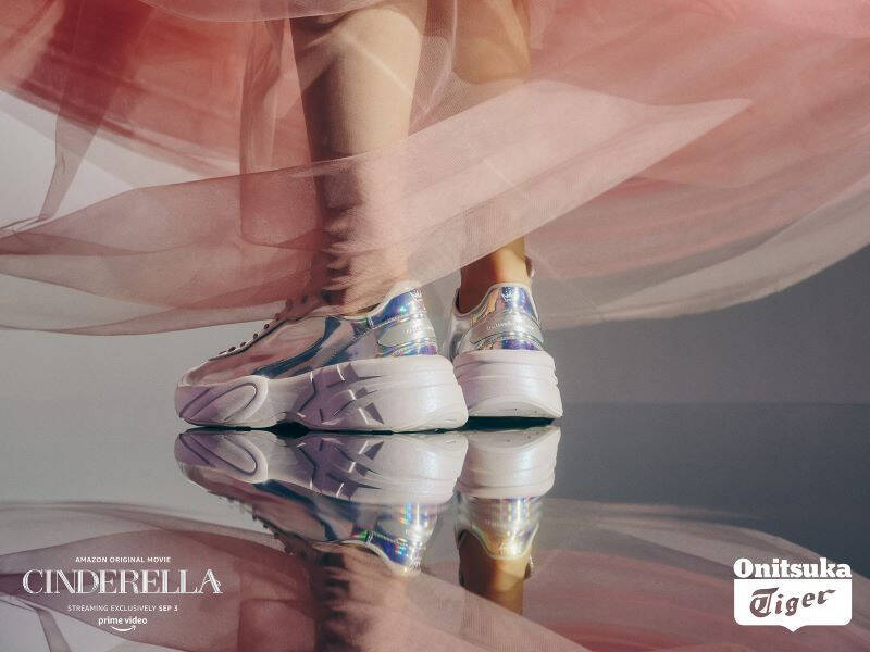 オニツカタイガーが映画「シンデレラ」とコラボ。従来の「ガラスの靴」に捉われず誰もが主人公になれる新しい解釈のシューズを作製