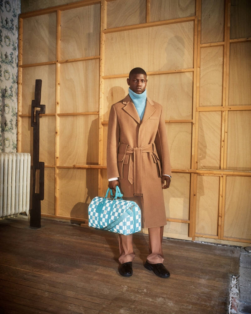 ルイ・ヴィトンがヴァージル・アブローによる「LV FALL カプセル・コレクション」を発売