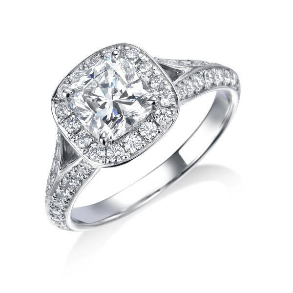 ロイヤル・アッシャーが追及する「ダイヤモンドを最も美しく輝かせる」様々なシェイプのカット