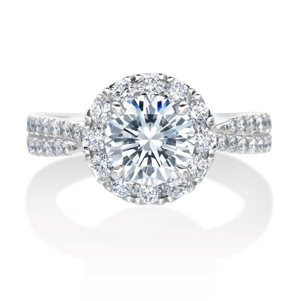 ロイヤル・アッシャーが追及する「ダイヤモンドを最も美しく輝かせる」様々なシェイプのカット