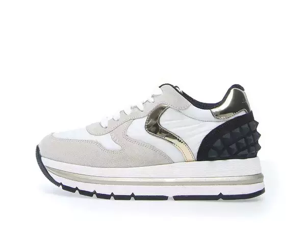 「イタリア発のプレミアムスニーカーブランド「ボイル ブランシェ」が新宿伊勢丹でポップアップを開催」の画像