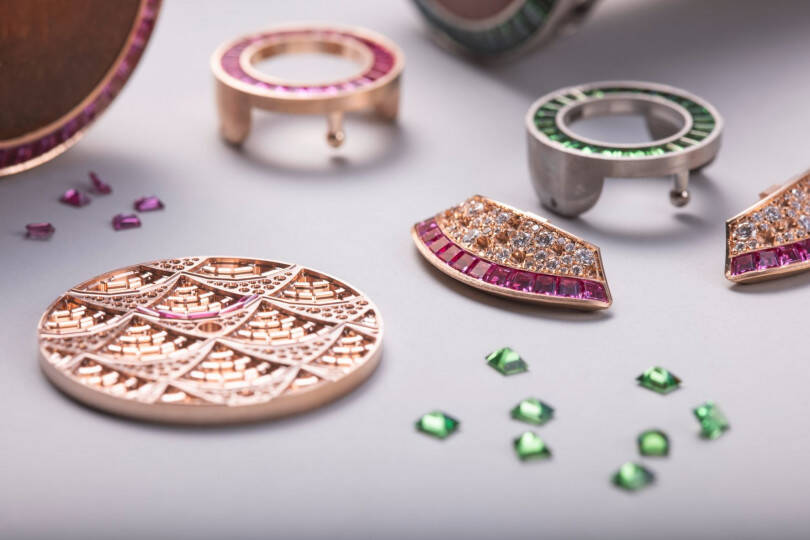 ブルガリが「ディヴィーナ モザイカ」を発表。ジュエリーのアートとウォッチメイキングの天才が融合した世界へ