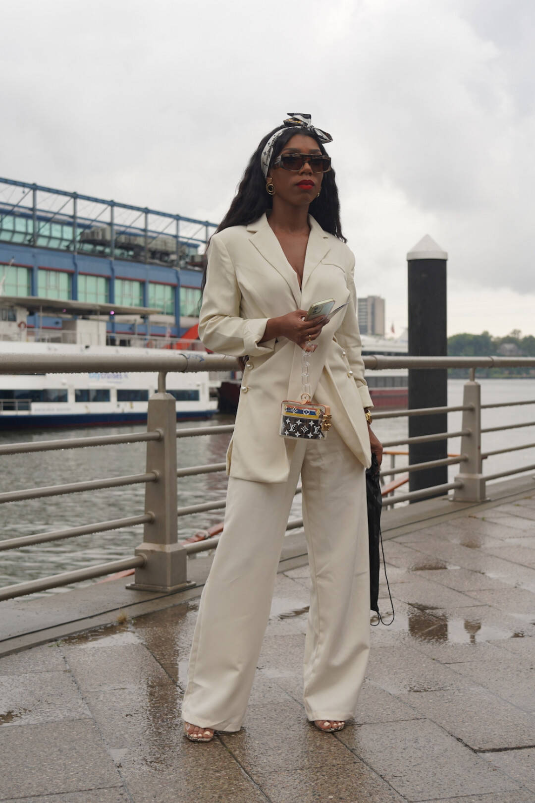 2021年秋、オシャレ業界人たちの着こなしは? 2022年春夏NYファッションウィークスナップ【From cities 世界の都市に憧れて vol.18】