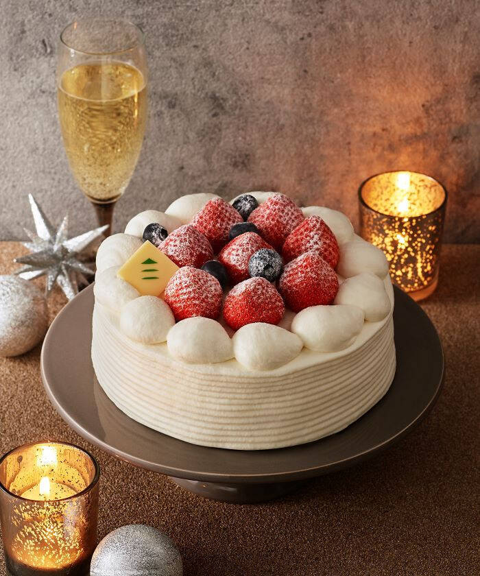 今年のテーマは プレジール 家族でケーキを囲むわくわく感や喜びを提案する日本橋三越本店のクリスマスケーキ 21年10月11日 エキサイトニュース
