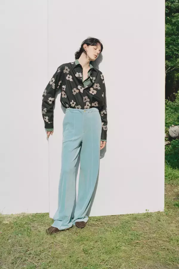 「【ルック】オーラリー 2022春夏コレクション」の画像