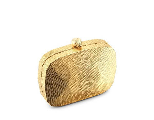 ブルガリのジュエリーを纏った女優 小雪が京都で開催されたブルガリのイベントに登場