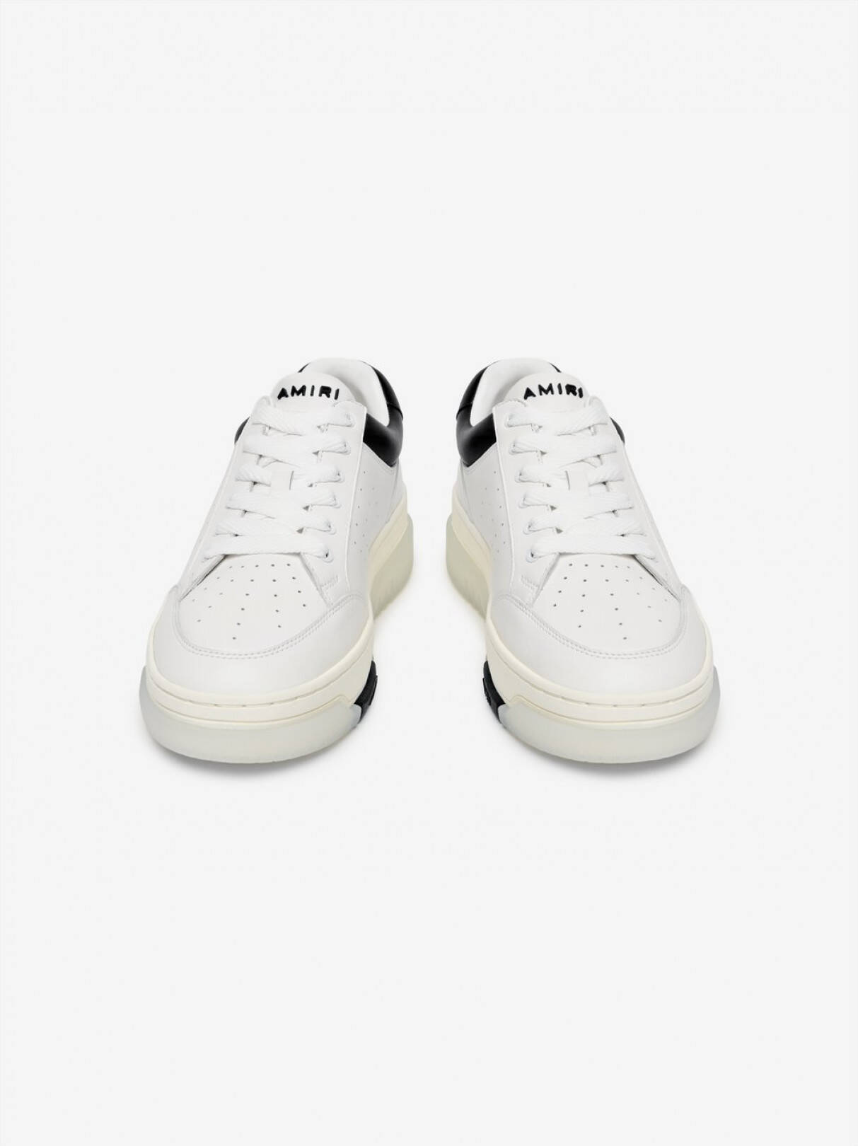 ロサンゼルス発の「AMIRI（アミリ）」が伊勢丹メンズでポップアップを開催。限定のスニーカーを発売