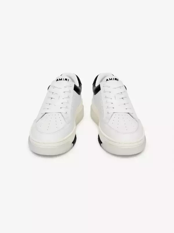 「ロサンゼルス発の「AMIRI（アミリ）」が伊勢丹メンズでポップアップを開催。限定のスニーカーを発売」の画像