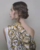 「ディオール クルーズ 2022 コレクションに欠かせないアクセサリー「シルクスカーフ」」の画像1