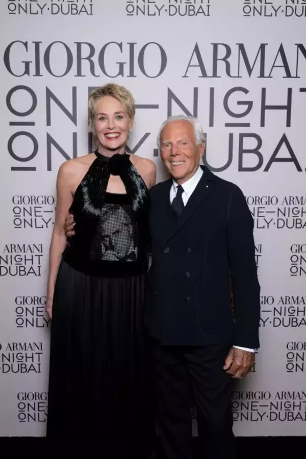 「ドバイで行われた、ジョルジオ アルマーニ「ONE NIGHT ONLY DUBAI」にシャロン・ストーンら豪華ゲストが来場」の画像