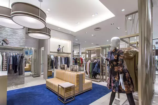 「銀座女性のためのサロン「ミグジュアリー」が銀座三越に誕生。気分をアゲる“ひと目惚れ”アイテム集結」の画像