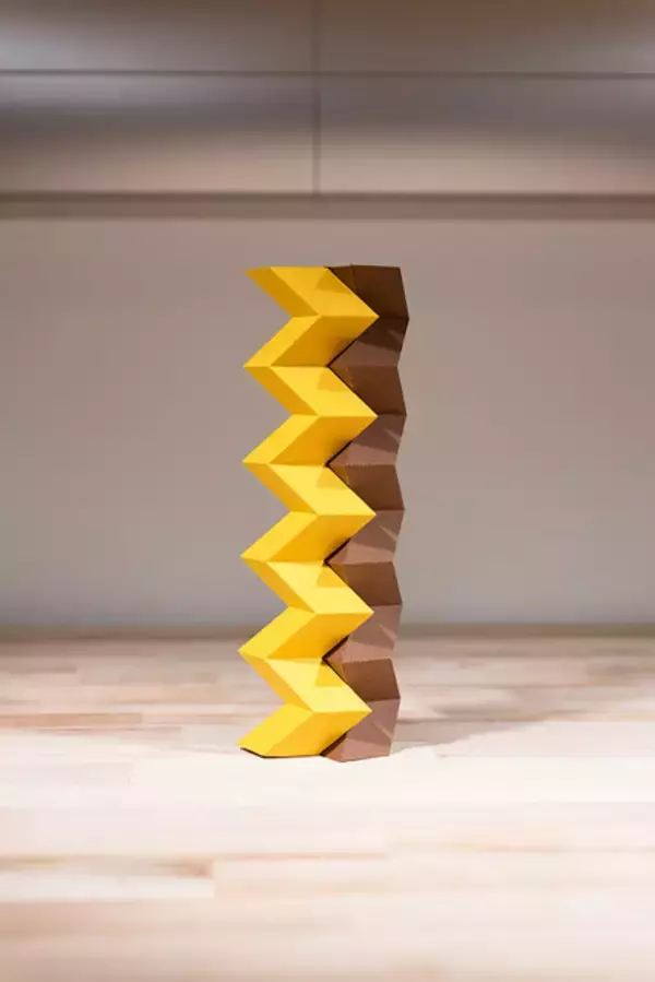 「折り紙が建築物や家具に変身！研究者たちが注目する折り紙の新たな可能性」の画像