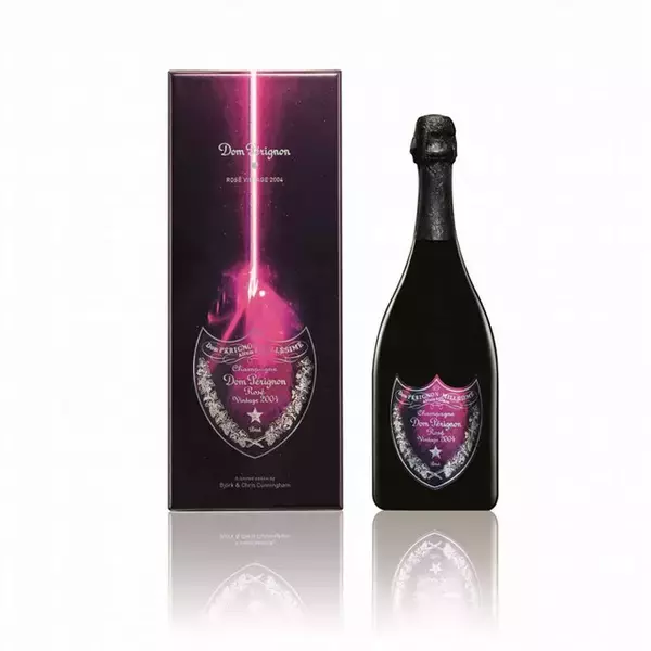 「ドンペリ×ビョーク×クリス・カニンガムがコラボ限定ギフトボックスを発売」の画像