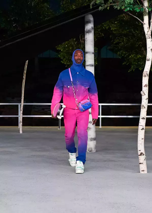 「【ルック】ルイ・ヴィトンが2022春夏メンズ・コレクション スピンオフショーをマイアミで開催」の画像