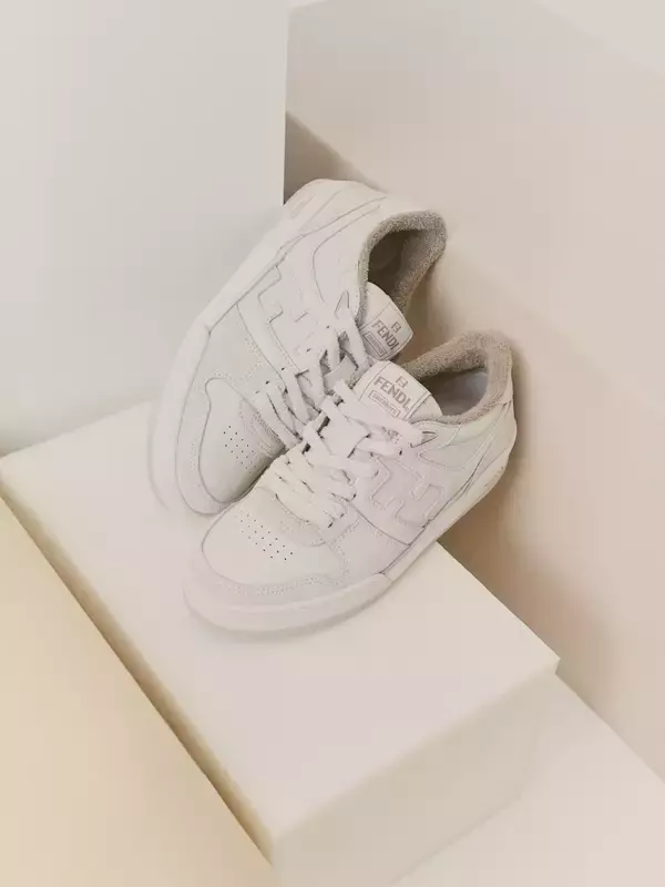「フェンディがスポーティなフォルムにヴィンテージ風に仕上げられた新作スニーカー「フェンディ マッチ」を発表」の画像