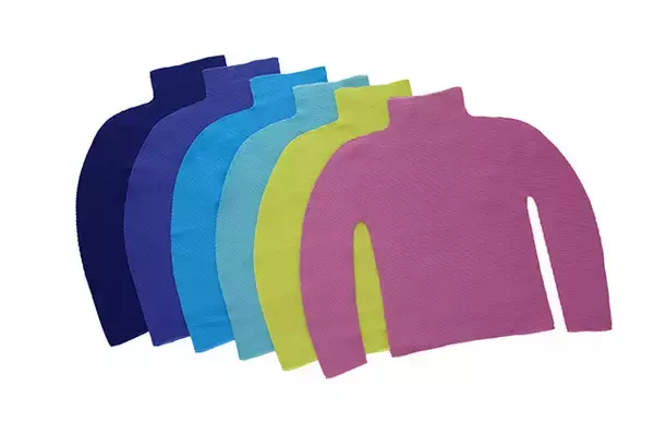 「me ISSEY MIYAKEが南青山に深澤直人デザインの店舗を新しくオープン」の画像