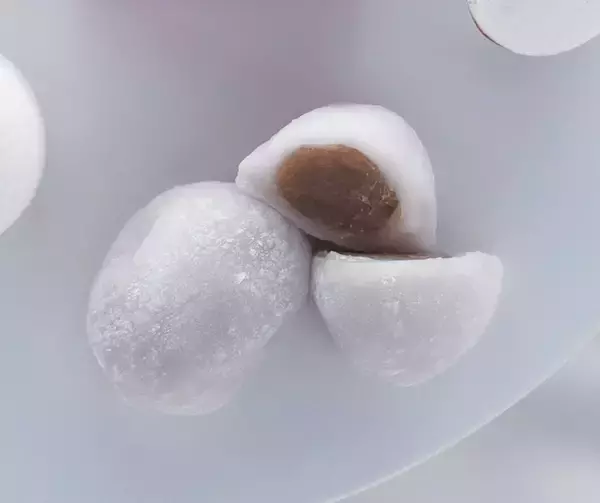 「“見た目もシルクな”和洋スイーツ！新宿伊勢丹に登場」の画像