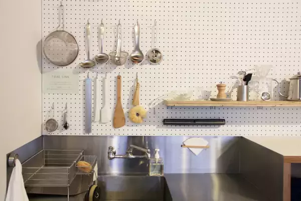 「使うことで気づく日用品の魅力。こだわりの一品が見つかる京都の「LADER」【京都の旅】」の画像