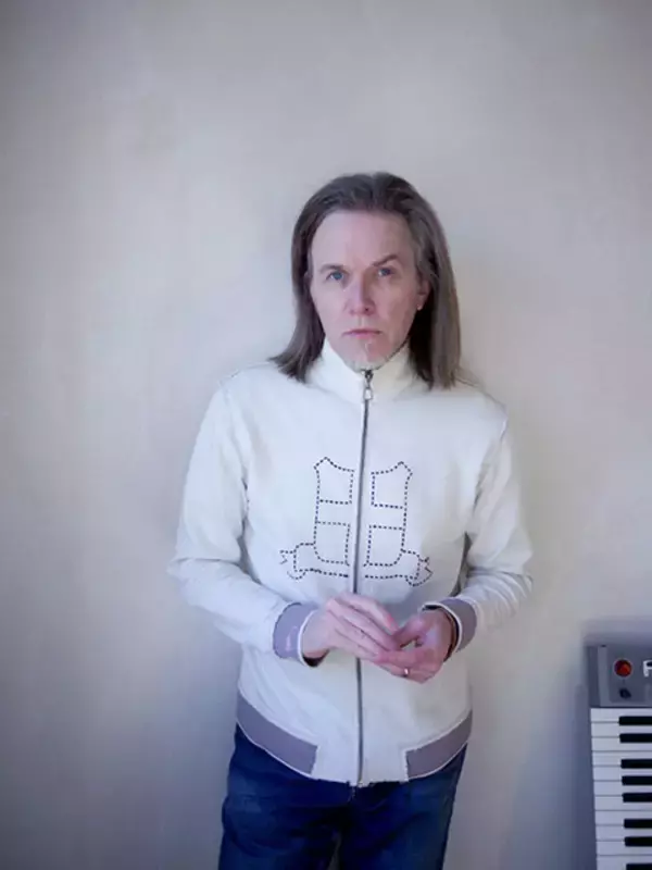 元JAPANのデイヴィッド・シルヴィアンによるアートプロジェクトが東京と瀬戸内で開催