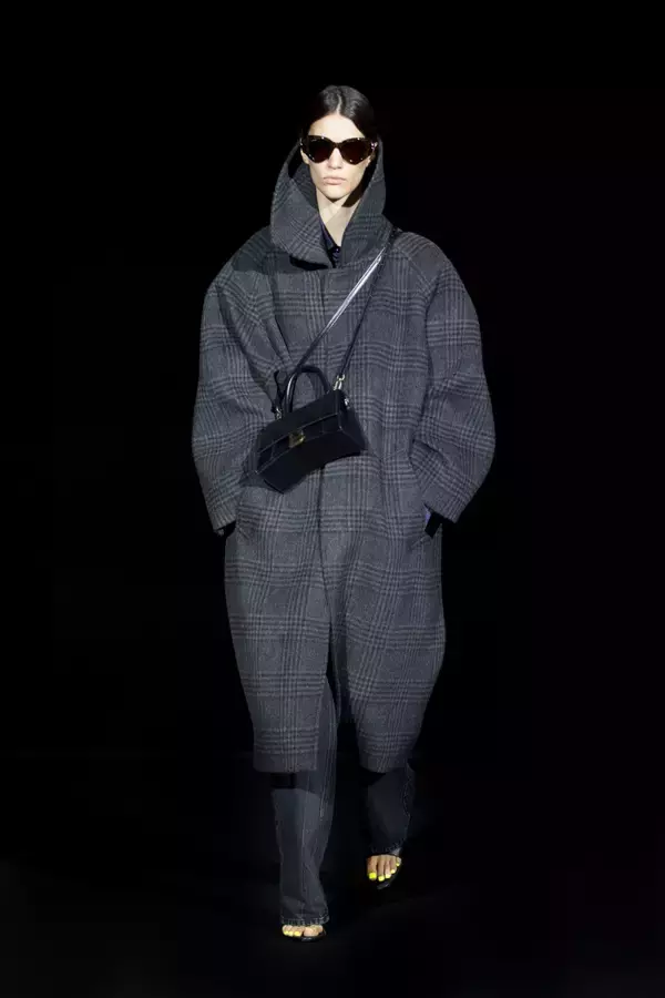 「バレンシアガの新ストアが六本木ヒルズにオープン」の画像