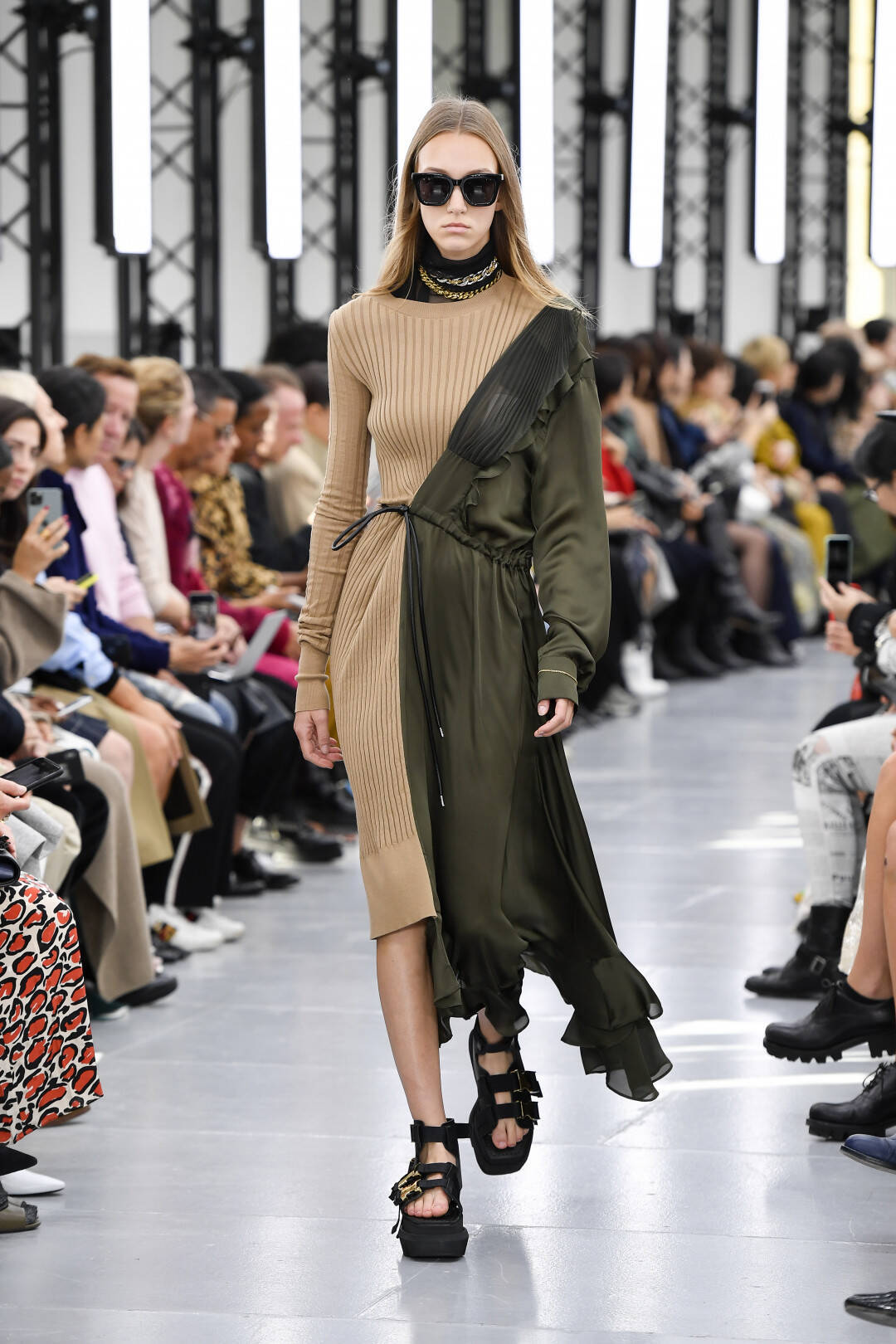 Gucci Spring 2020 Ready-to-Wear Collection  ランウェイファッション, ファッションウィーク, ファッション