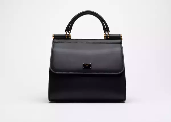 「桐谷美玲が来店、ドルチェ&ガッバーナの新宿伊勢丹ポップアップ開催中」の画像