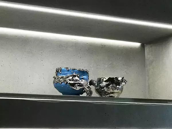 「ロエベの新旗艦店「カサ ロエベ 東京」が銀座に誕生。ジョナサン・アンダーソン監修のアート空間」の画像