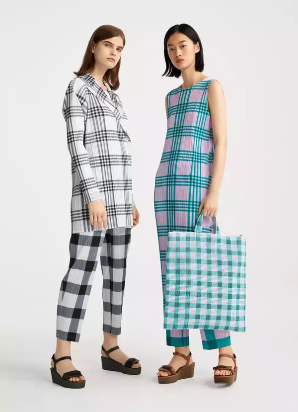 「【ルック】プリーツ プリーズ イッセイ ミヤケ2020春夏コレクション」の画像