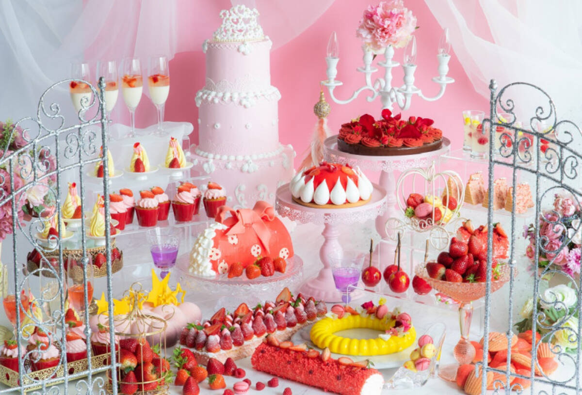 ヒルトン大阪 白雪姫やラプンツェルなど童話モチーフのストロベリーデザートビュッフェ開催 19年12月11日 エキサイトニュース