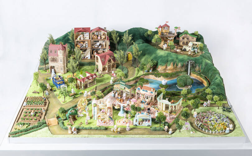 シルバニアファミリー展が小田急百貨店新宿店で開催、村を再現したジオラマや限定グッズも