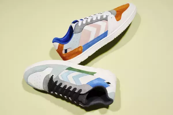 「ヒュンメル ハイブから、北欧らしいマルチカラーのスニーカーとウエアが発売」の画像