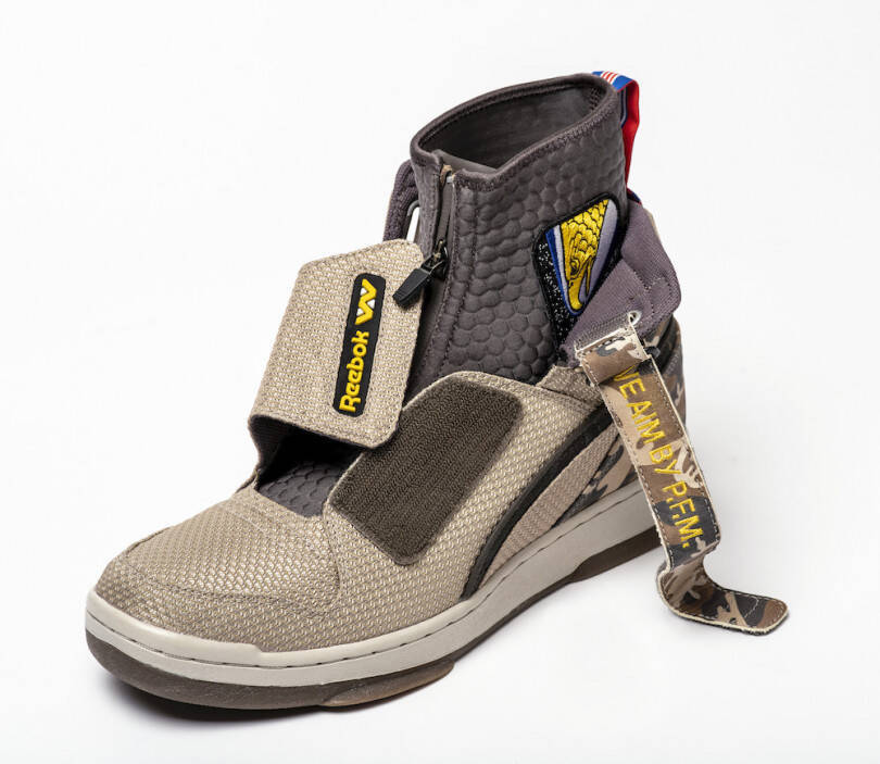 リーボック×映画『エイリアン 2』、コラボスニーカー発売。海兵隊のユニフォームやドロップシップを再現