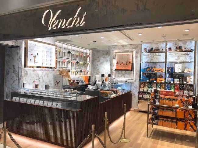 イタリアの老舗高級チョコレート・ジェラート専門店ヴェンキの日本3号店が「Otemachi One」にオープン