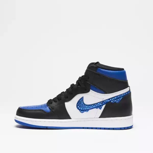「スチュリートから「AIR JORDAN1 HIGH OG ROYAL TOE」をベースにしたカスタムモデル発売」の画像