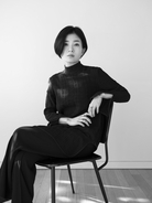 Mame Kurogouchi、長野県信濃美術館のスタッフユニフォームデザイナーに。制服の発表は来年1月を予定