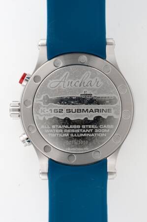 ガシガシとワイルドに使える堅牢腕時計「VOSTOK EUROPE」からステンレススチールを使った新型が登場