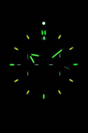 ガシガシとワイルドに使える堅牢腕時計「VOSTOK EUROPE」からステンレススチールを使った新型が登場