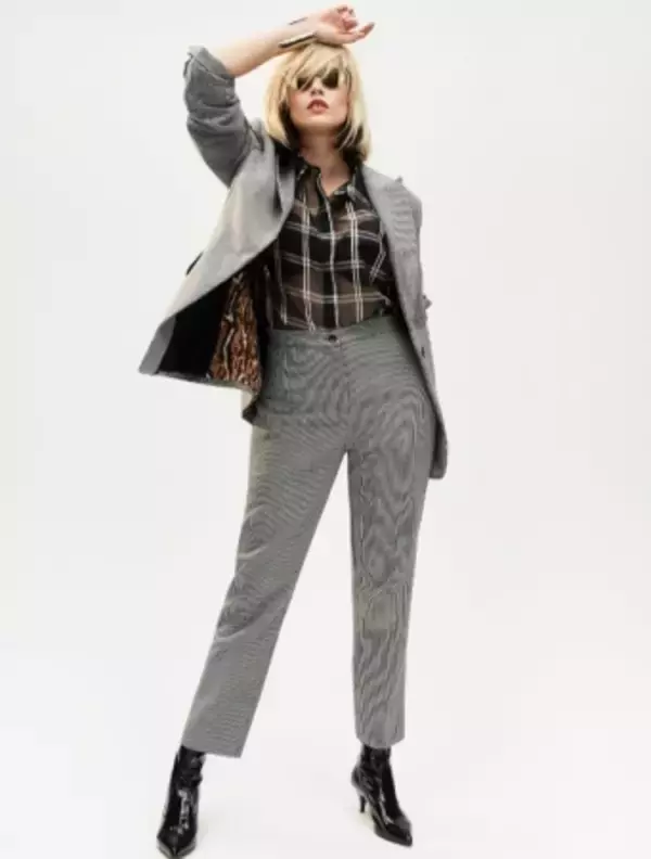 「デボラ・ハリーのグラマラスでアンダーグラウンドの雰囲気を表現。マリナ リナルディ2020年プレフォールコレクション」の画像