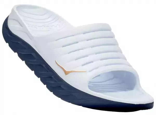 「HOKA ONE ONEの人と人とを「紡ぐ」スペシャルコレクション。日本由来のカラーで表現したフットウェアとアパレルを発売」の画像