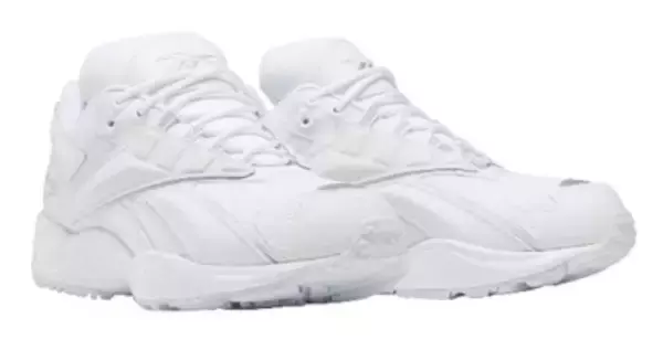 「リーボックのスポーツヘリテージモデル「INTERVAL」より2020年秋冬新色モデルが登場」の画像